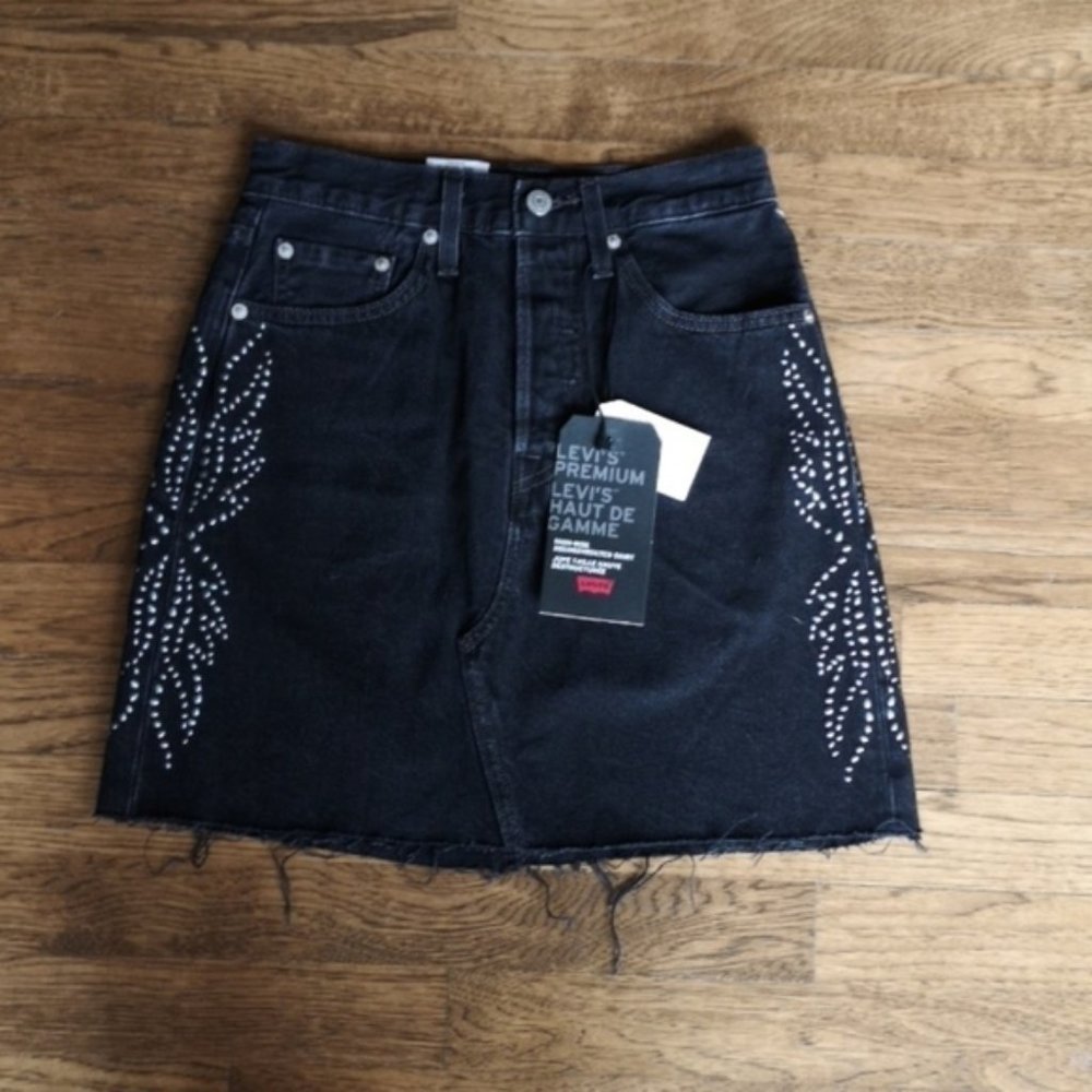 Levi's Skirt Red Tab Black Studded Denim New 24 XS